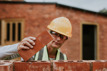 CPC33020 - Certificate III in Bricklaying/Blocklaying